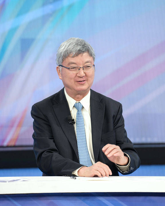 让民营企业在广阔前景中大显身手——“中国经济圆桌会”共话民营企业新发展
